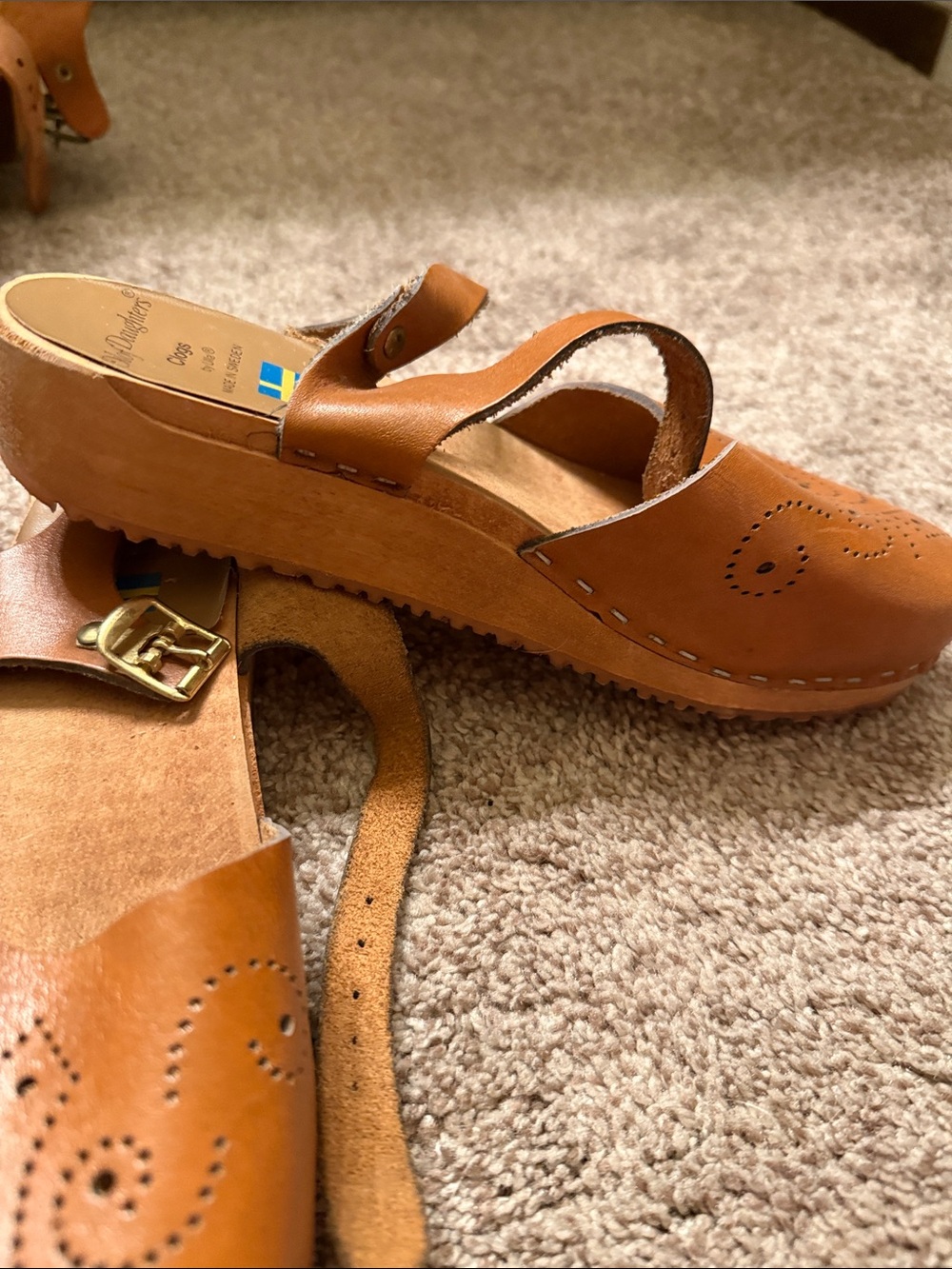 Women's Tan Leather Slingback Clog with Perforated Detail - Picture 3 of 5